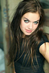 Julia Maxwell | ScreenTies